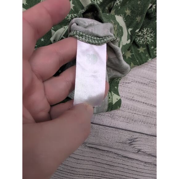 3/4 Dot Dot Smile Holiday Pajamas - Picture 6 of 8